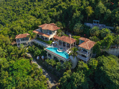 Villa Insatiable: Ultra-Luxury 5-Bedroom Villa in Upper Peter Bay