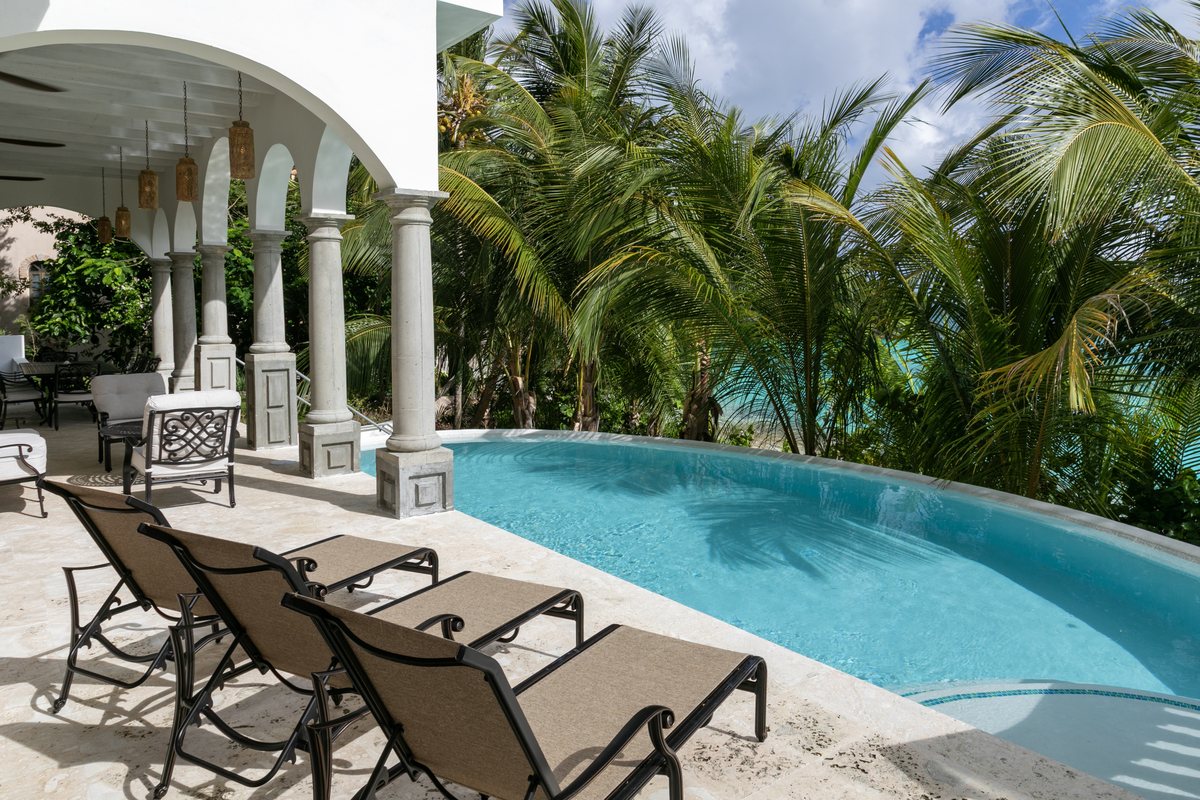 Pool Veranda Towards Beach and Loggia