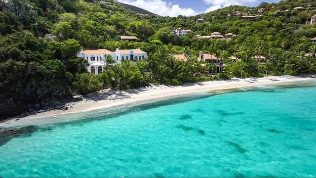 Villa La Playa Overview